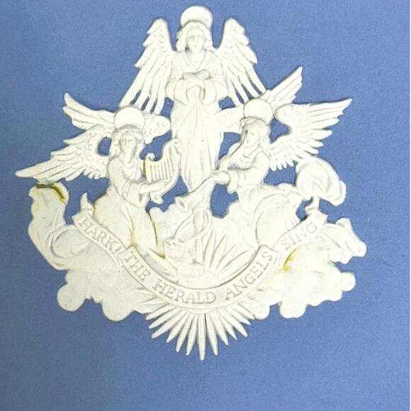 Wedgwood England Blue Jasperware 1991 'Hark the Herald Angels Sing' Plate w/Box - Picture 2 of 10
